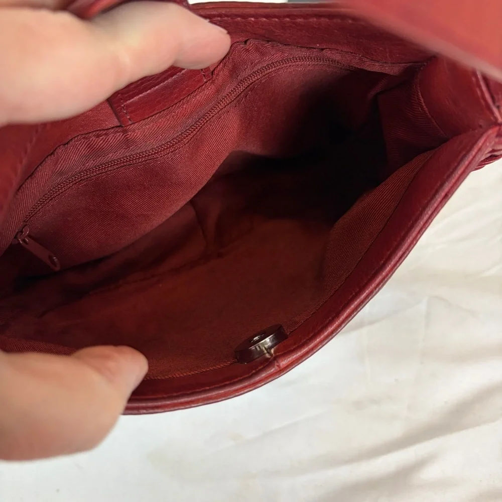 Y2K Genuine Leather Oxblood Shoulder Bag Embossed Floral - Picture 4 of 10